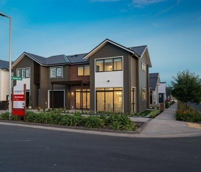 Universal Homes gallery image