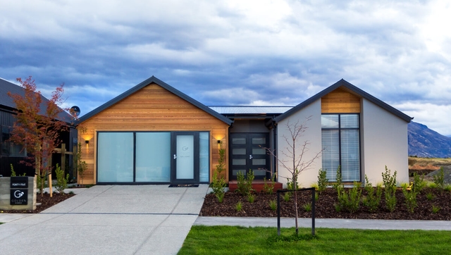 Golden Homes, Show Home - Hanley's Farm cover image